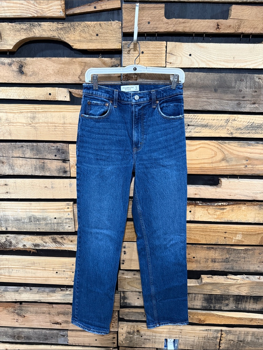 Abercrombie & Fitch The 90’s Straight Ultra High Rise Jeans Size 27|4